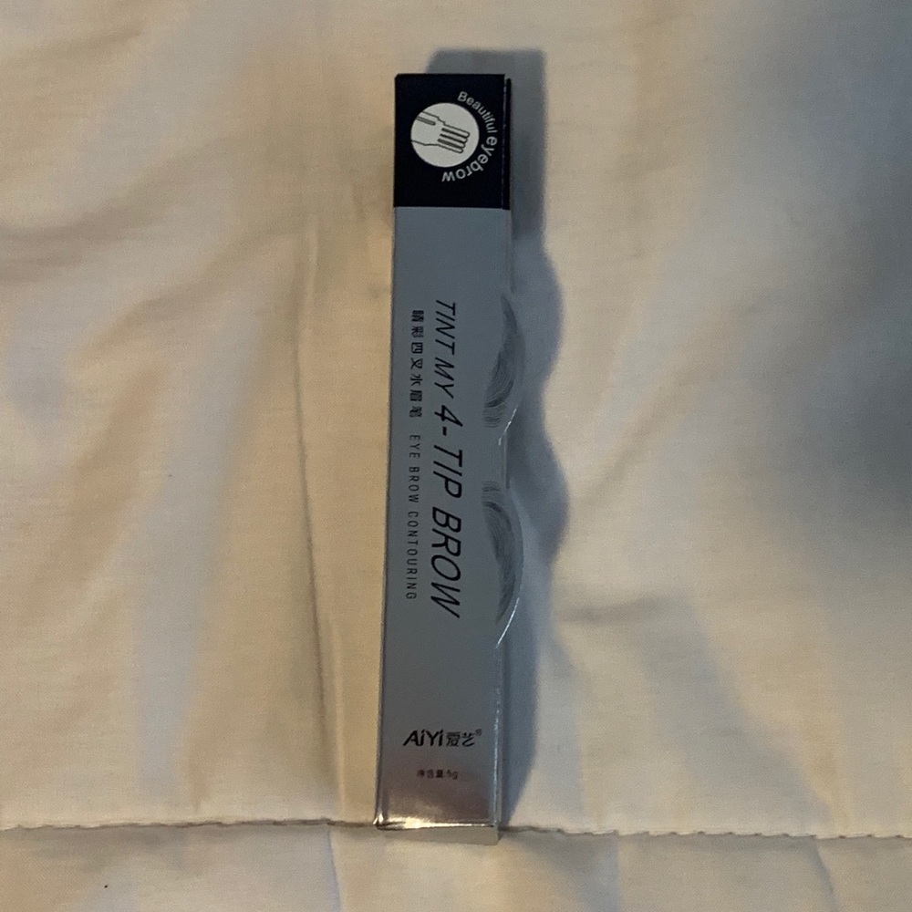Eyebrow tint *SOLD ON VINTED*